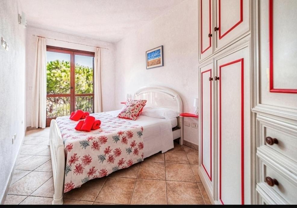 Incantevole Casa Vacanze Ginestra La Maddalena ลามัดดาเลนา ภายนอก รูปภาพ